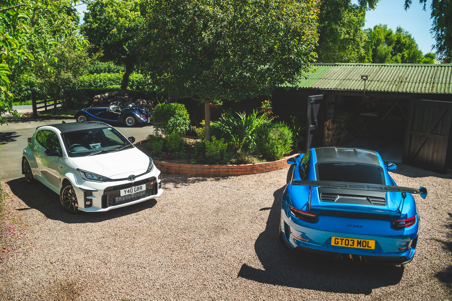 Rob & Mol's GT3 RS Weissach Pack/ GR Yaris